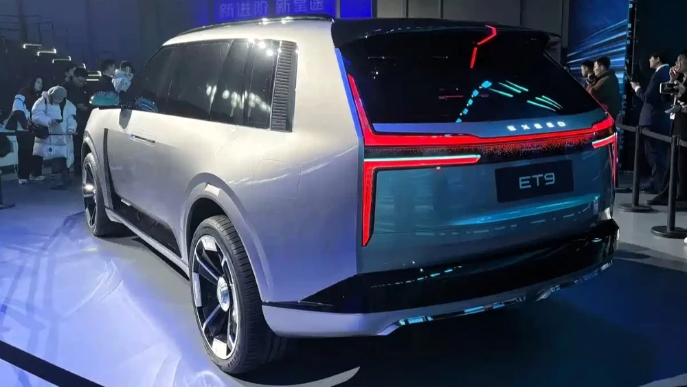  Exeed показал четыре новые модели. Три из них выйдут на рынок в ближайшие 20 месяцев