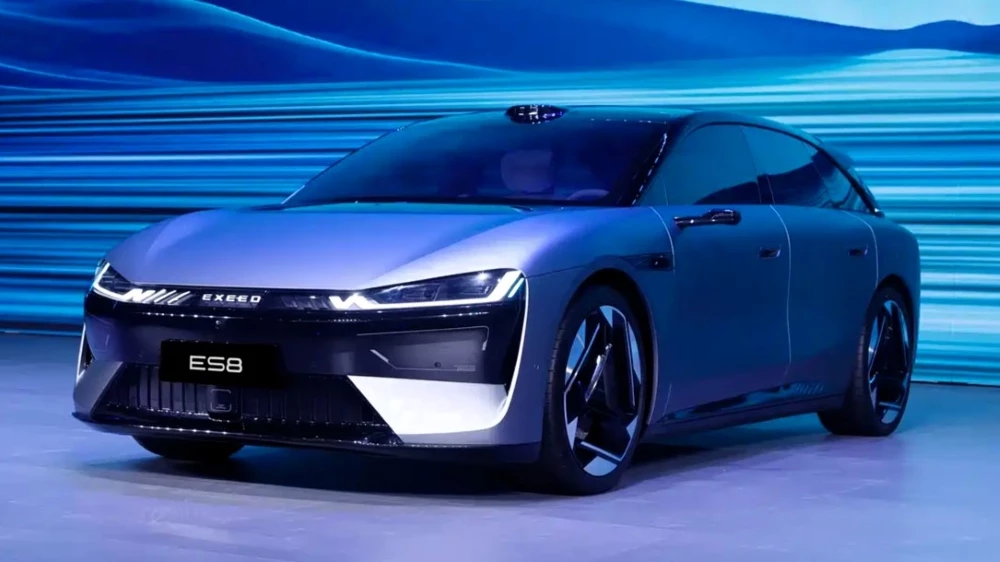  Exeed показал четыре новые модели. Три из них выйдут на рынок в ближайшие 20 месяцев