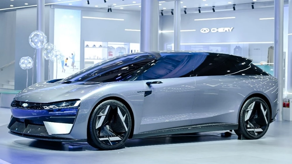  Exeed показал четыре новые модели. Три из них выйдут на рынок в ближайшие 20 месяцев