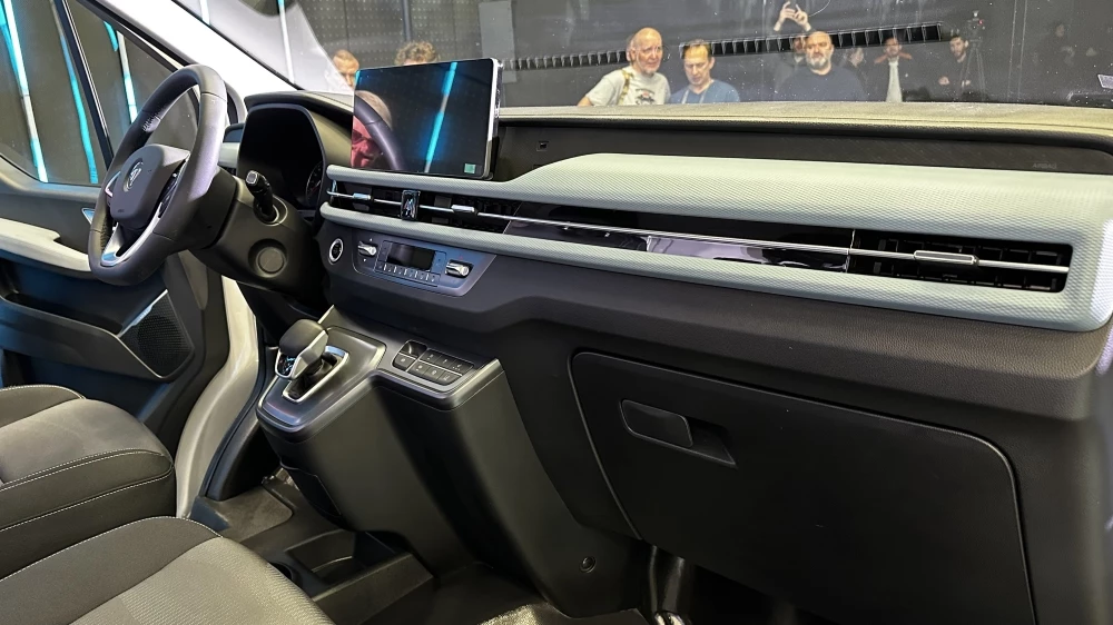  Foton представил в России футуристичный автомобиль View. Комплектация и цены