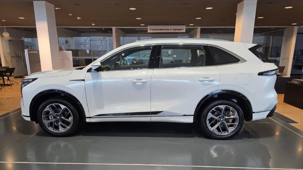  Нетелефонный разговор. Как дилеры Changan начали продажи полноприводного кроссовера CS75 Plus