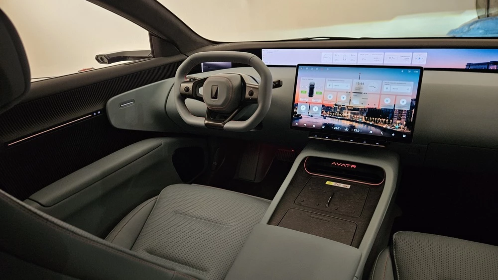  &laquo;Один-два&raquo; &ndash; и готово? Наш обзор электрического седана Avatr 12