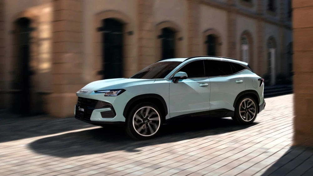  Soueast подтвердил премьеру в России кроссовера S06. Он станет самой доступной моделью марки