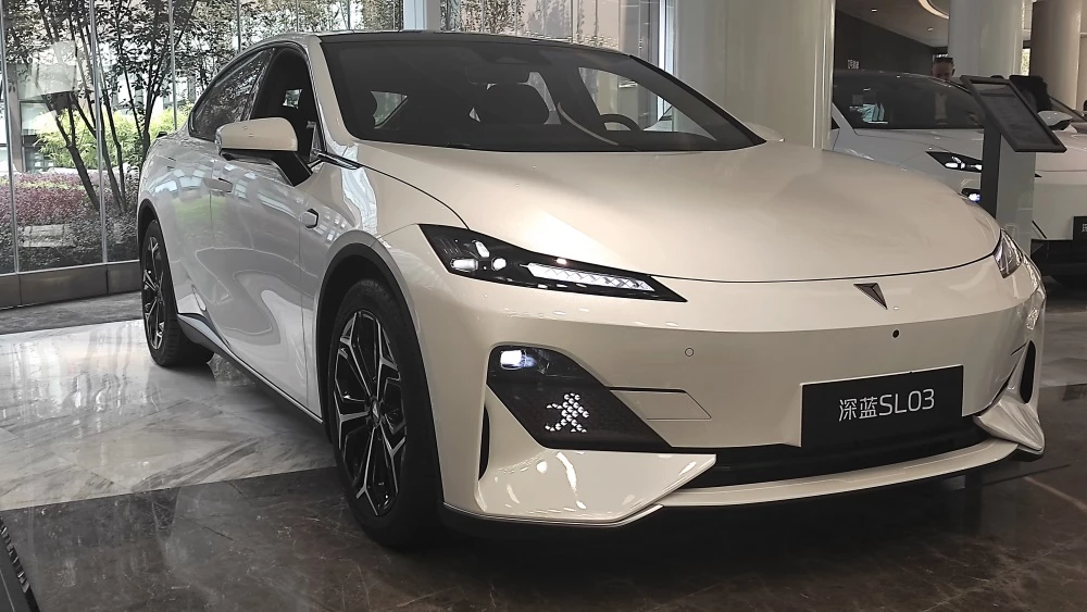  В Китае впервые легализовали автопилот уровня L3. Пока для двух машин Changan и BAIC