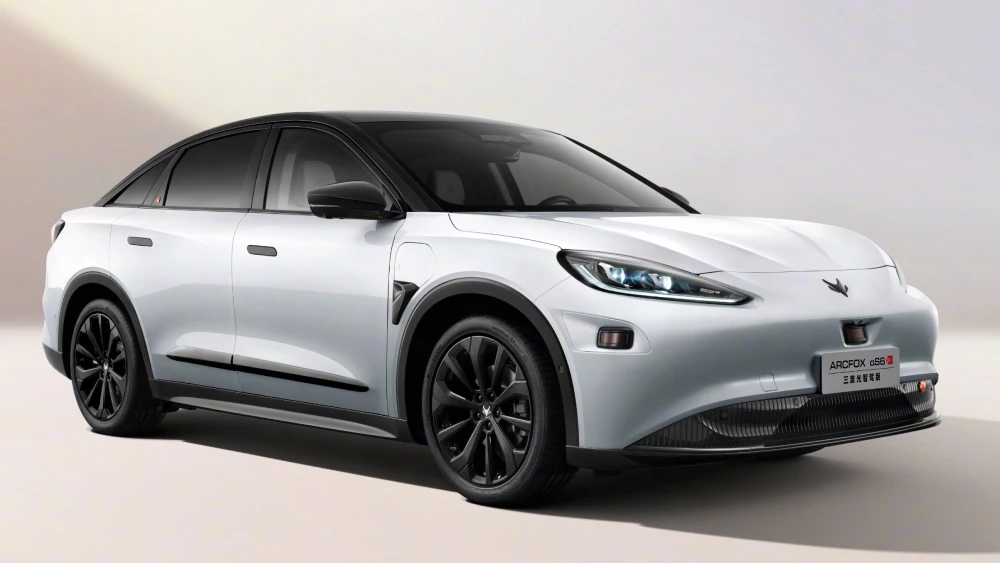  В Китае впервые легализовали автопилот уровня L3. Пока для двух машин Changan и BAIC