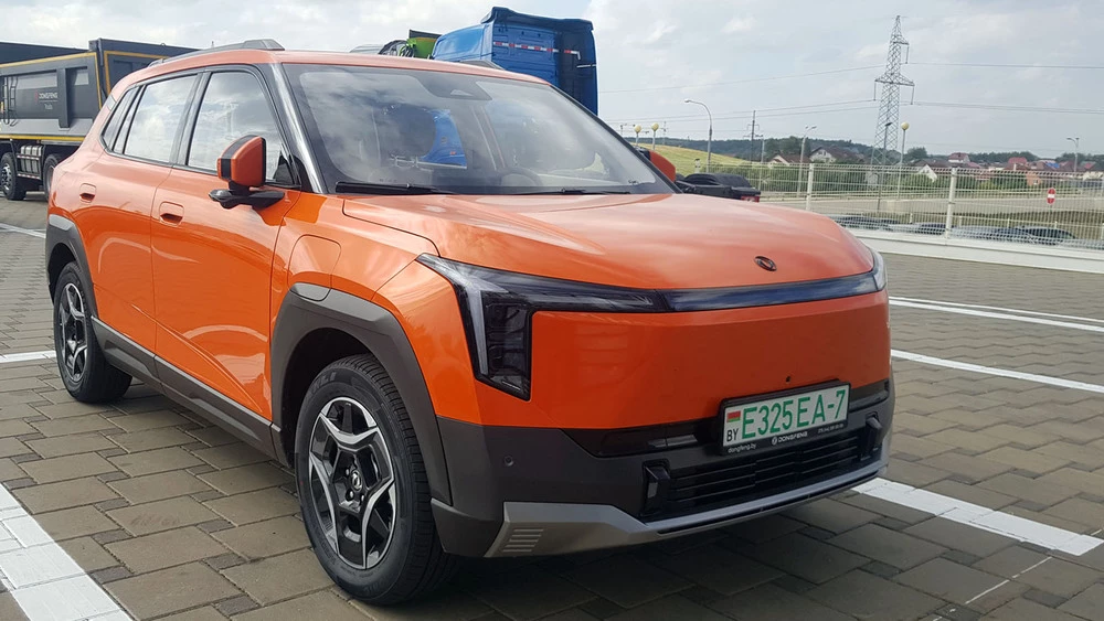  &laquo;За три дня распродали все машины&raquo;. Дилеры Evolute оценили спрос на новый кроссовер i-Joy