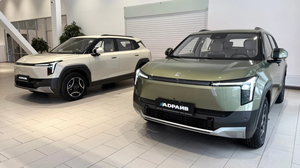  &laquo;За три дня распродали все машины&raquo;. Дилеры Evolute оценили спрос на новый кроссовер i-Joy