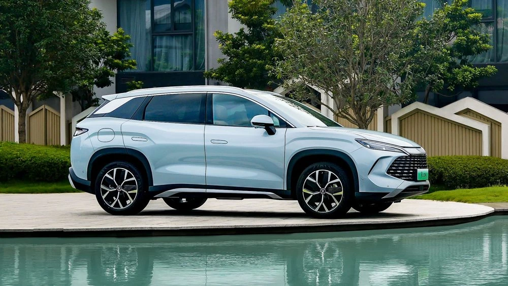  BYD готовит новый кроссовер Song Ultra. Изучаем подробности