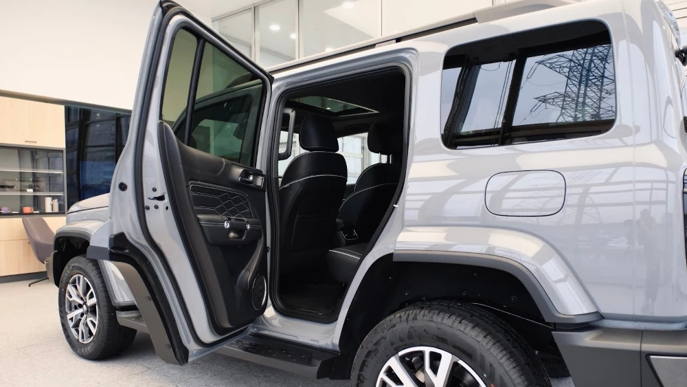  &laquo;Черный &ndash; самый востребованный&raquo;. Как в России стартовали продажи обновленного Tank 300