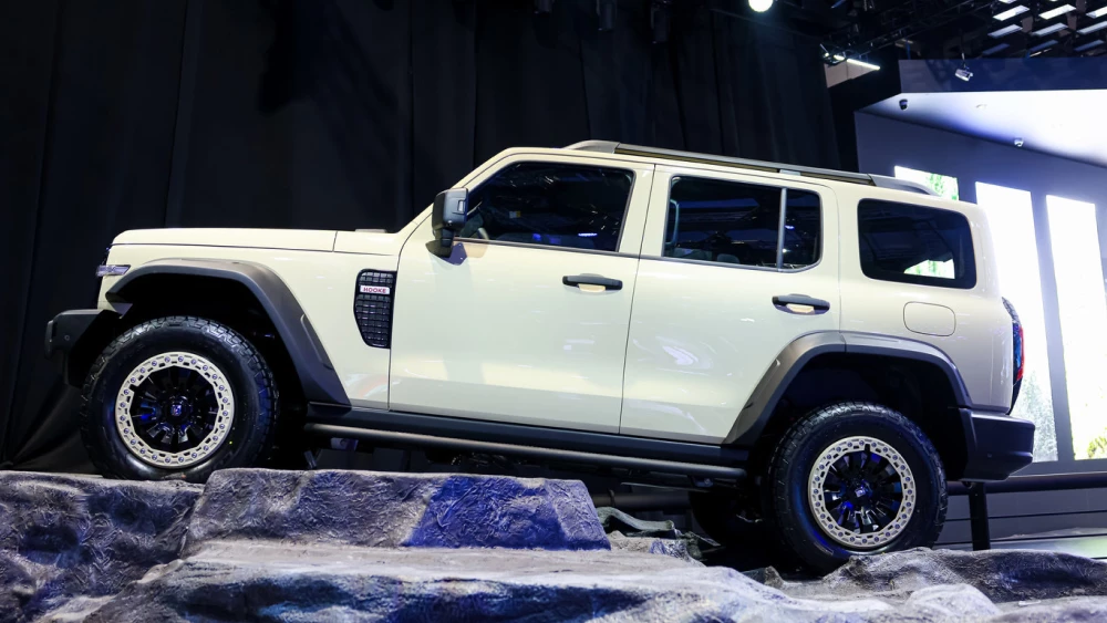  GWM тестирует удлиненный Tank 300 в Китае. Его готовят к сложному бездорожью