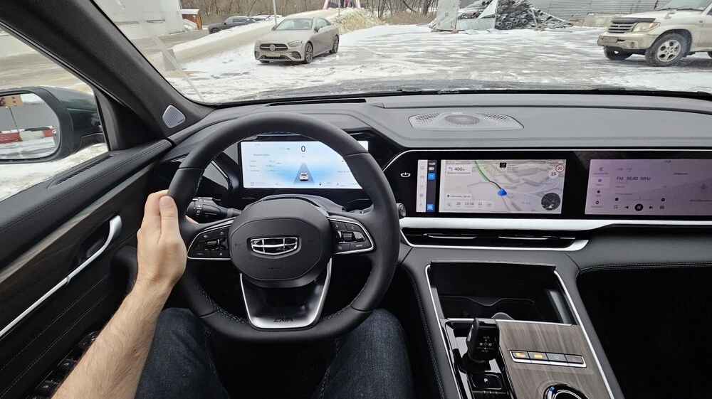  Как обновился хит продаж? Наш тест-драйв Geely Monjaro Flagship SE