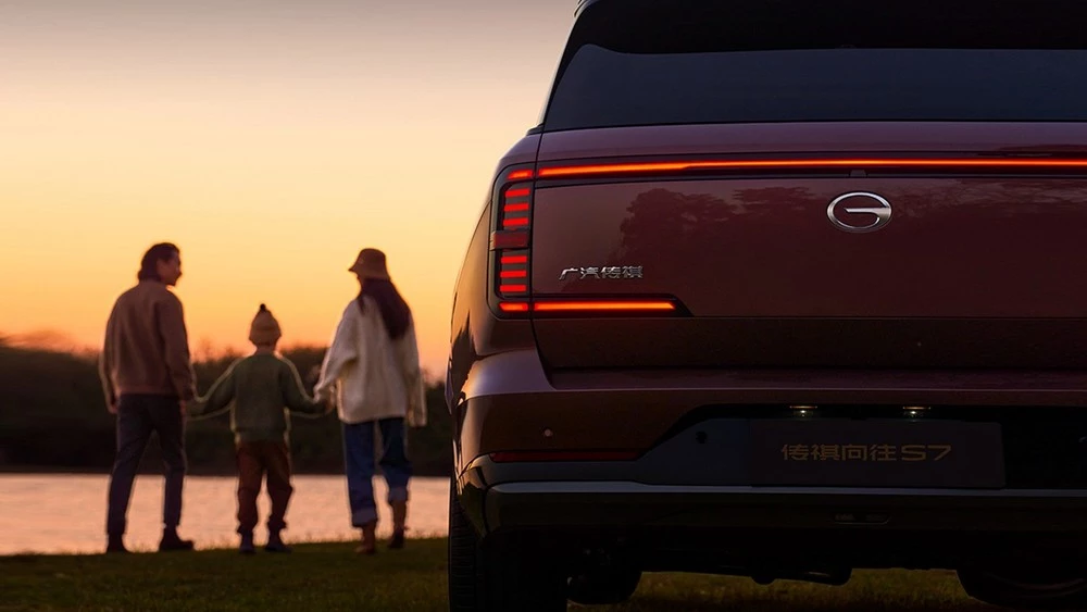  Кроссовер GAC S7 официально анонсировали в России. Что уже известно о новинке