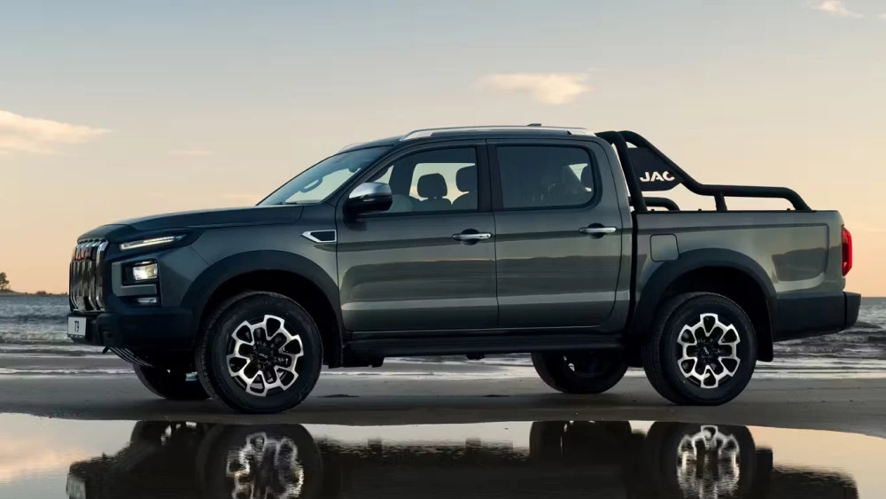  Старт продаж пикапа JAC T9 Urban объявили в России. Особенности и цена