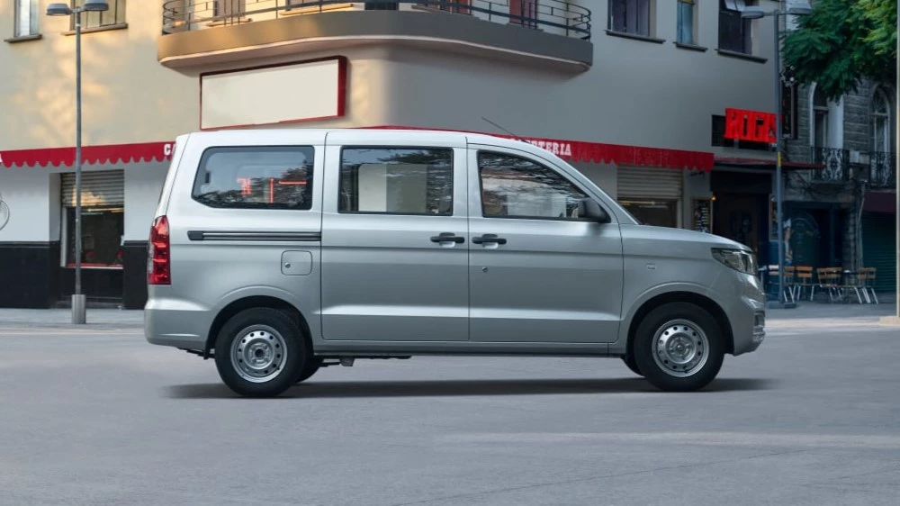  В Узбекистане начались продажи нового Chevrolet Damas. Он вырос в размерах и подорожал